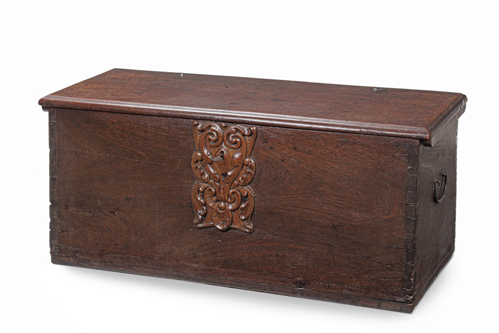 A teak wood (Tectona grandis) and American walnut (Juglans nigra) coffer with iron and brass mounts, previously owned by settler Anneken Jans Bogardius (1604/1605-1663)