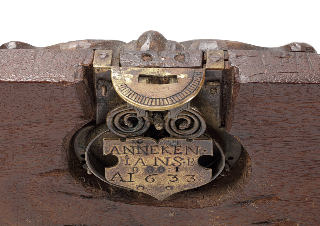 A teak wood (Tectona grandis) and American walnut (Juglans nigra) coffer with iron and brass mounts, previously owned by settler Anneken Jans Bogardius (1604/1605-1663)