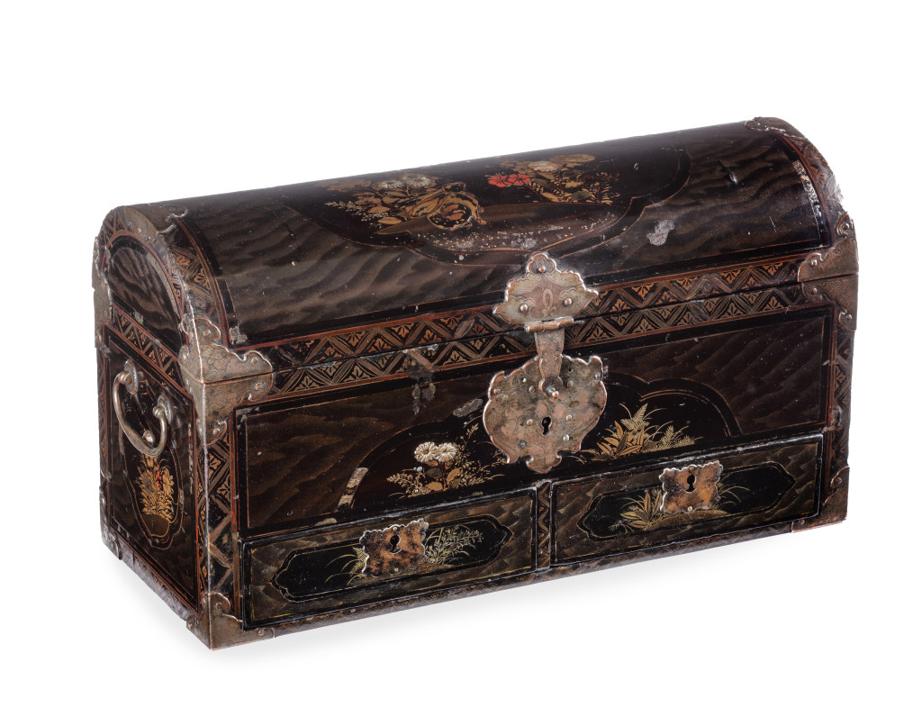 Japanese Namban lacquer transition-style coffer with two drawers