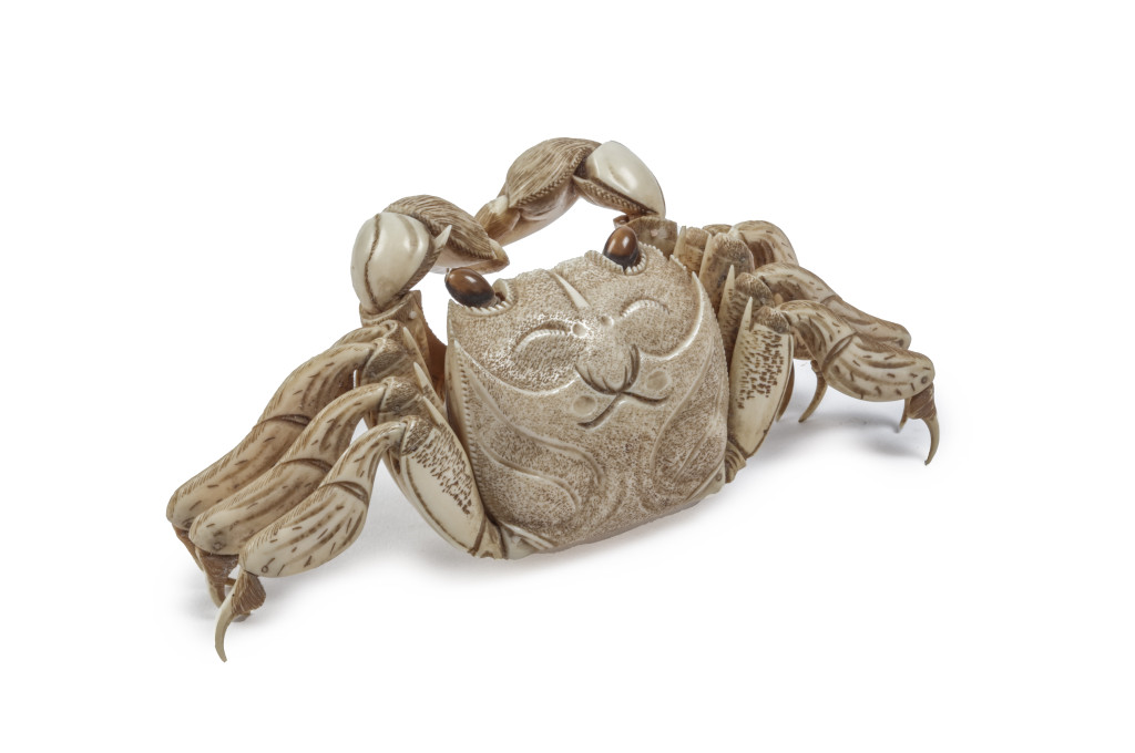 A Japanese fully articulated ivory okimono of a crab by Dai Kyoun