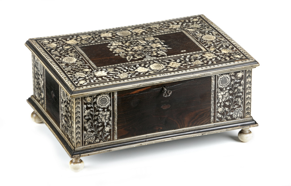A Vizagapatam pen-engraved bone inlaid rosewood box