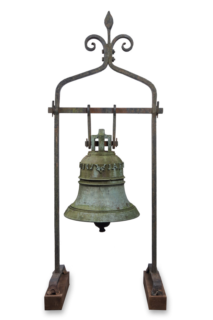 The bell of the VOC fortress in Jaffna, Sri Lanka, marked JAFFANAPATNAM Ao 1747 VOC