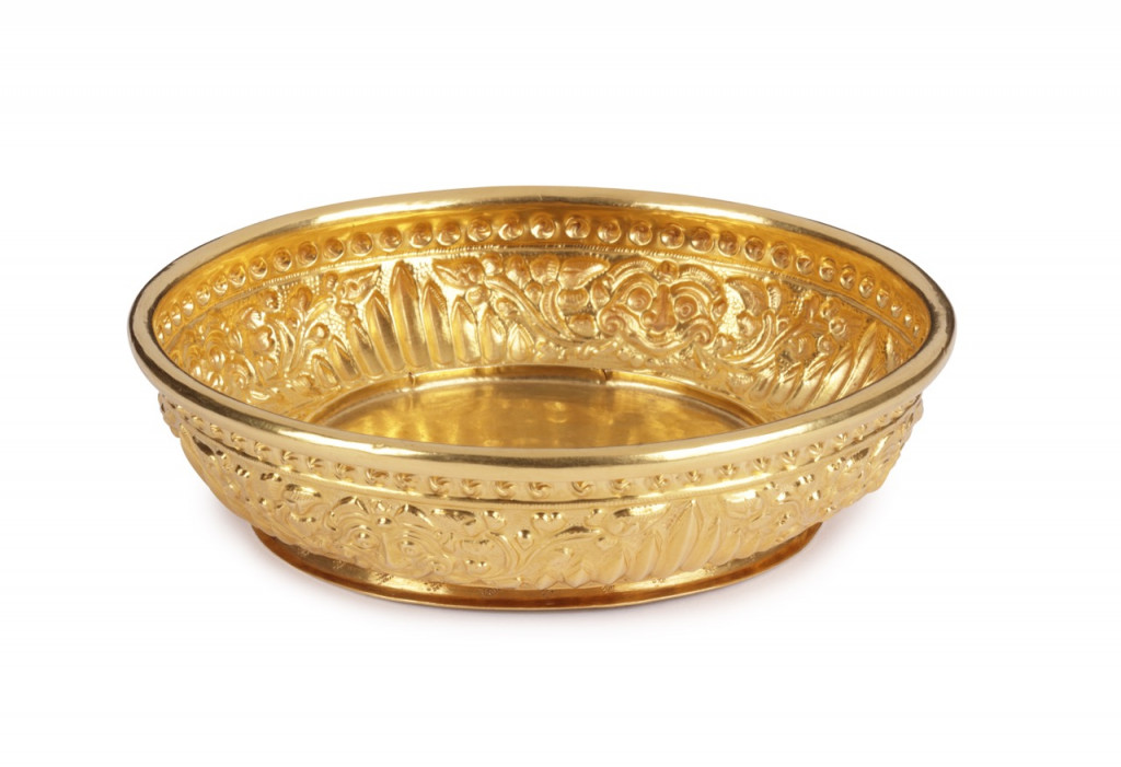 A fine Balinese gold offering dish or Bokor