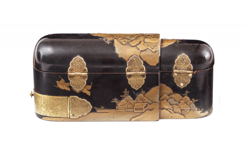A rare Japanese export lacquer medical instrument box