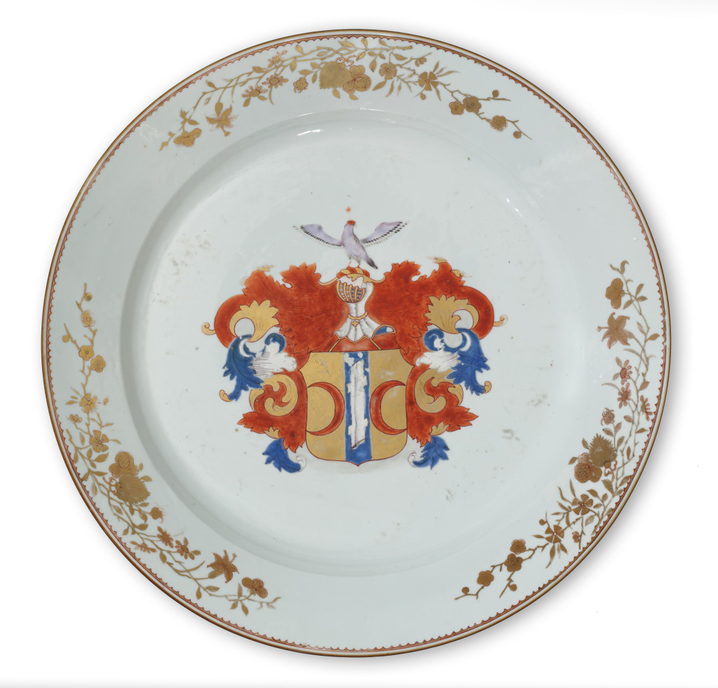 A pair of large Chinese export porcelain dishes with the Valckenier coat-of-arms