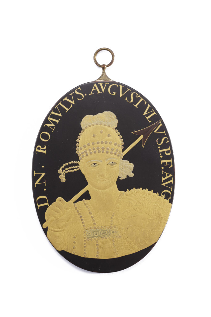 A collection of nine Japanese export lacquer portrait medaillons