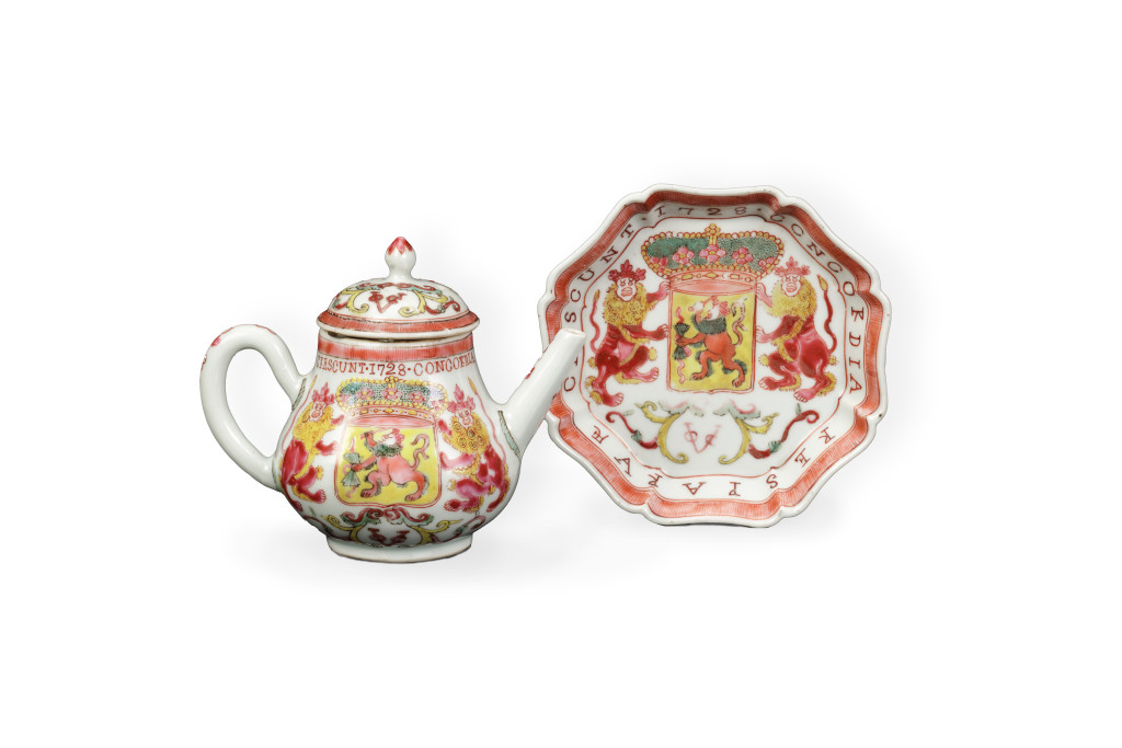 A pink, yellow and green enamelled porcelain VOC teapot and saucer