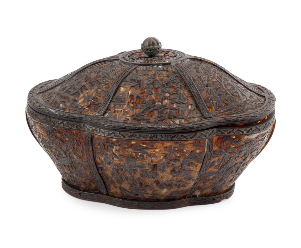 A Chinese refined reticulated tortoise-shell export basket with lid