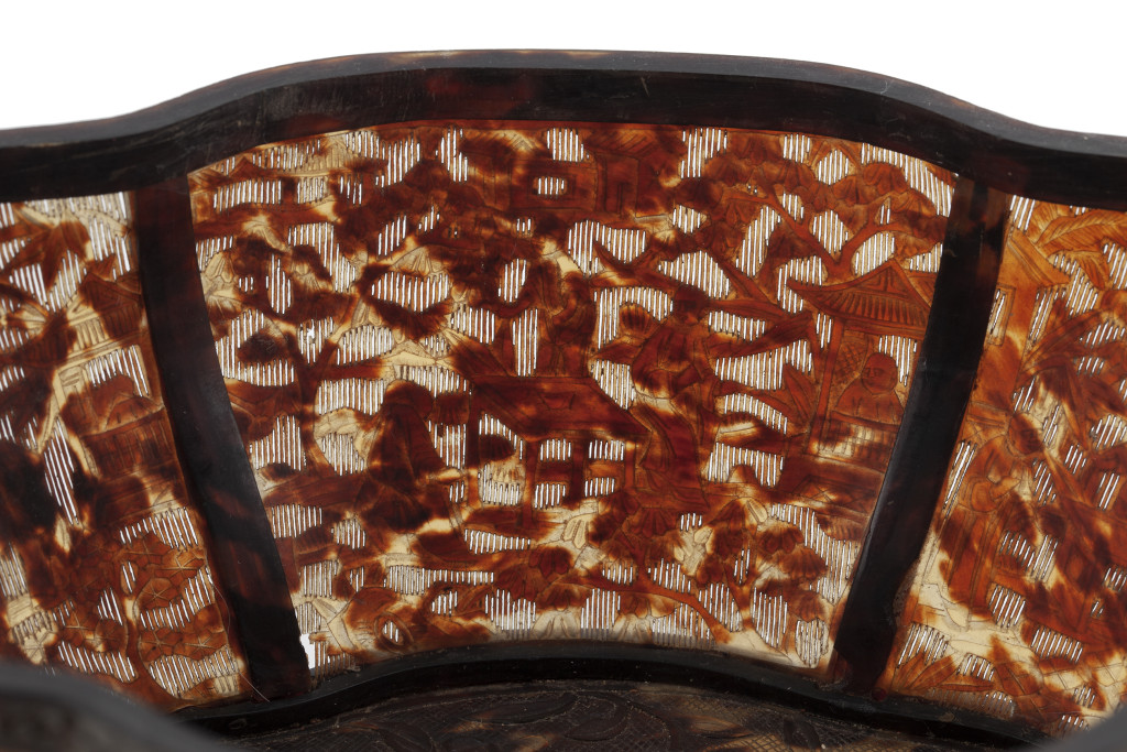 A Chinese refined reticulated tortoise-shell export basket with lid