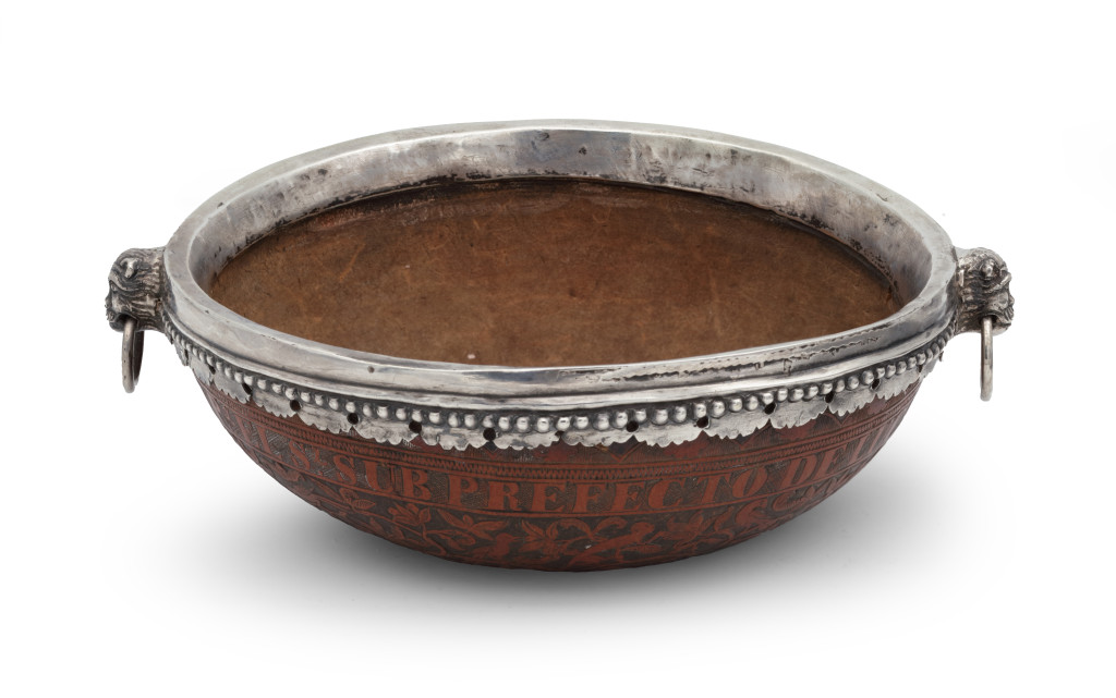A Peruvian silver-mounted engraved 'mate burilano' gourd bowl