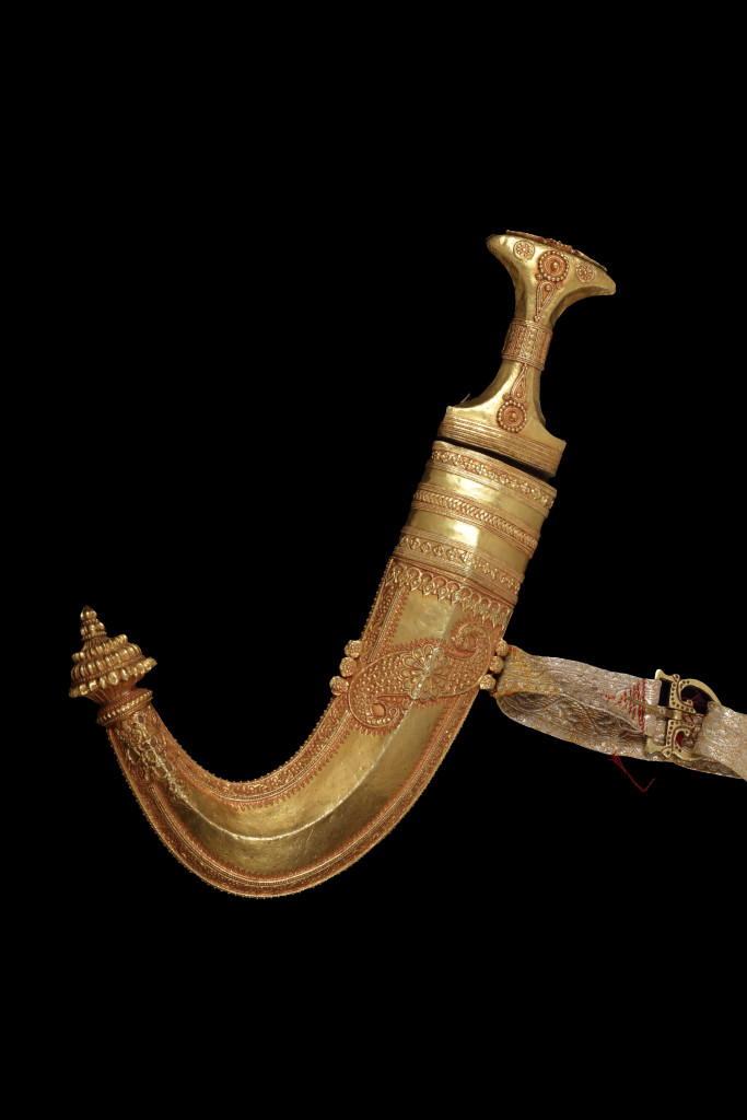 A gold Indian jambiya dagger for the Yemeni market