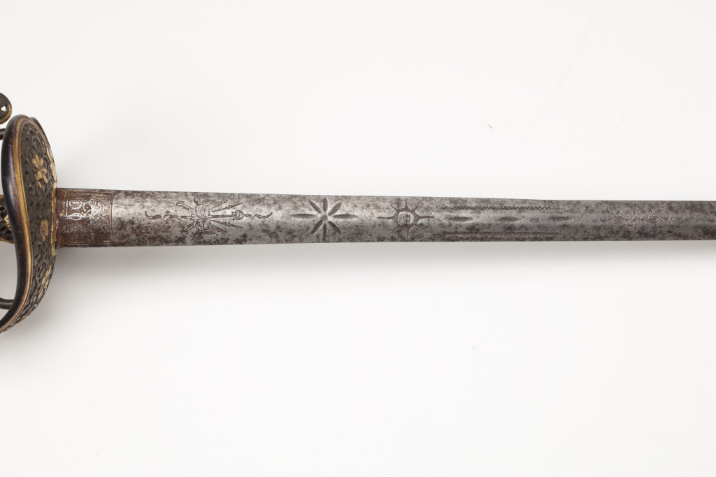 A smallsword with a Japanese sawasa hilt and a Dutch steel blade