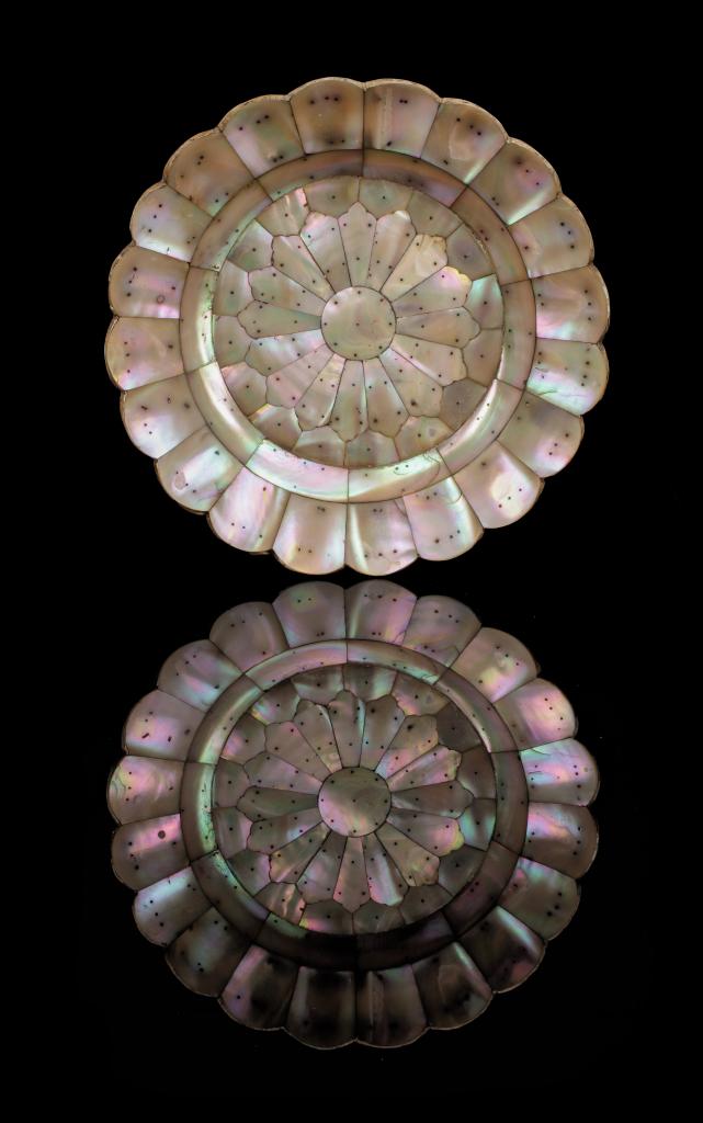 An Indo-Portuguese Gujarat mother-of-pearl flower dish