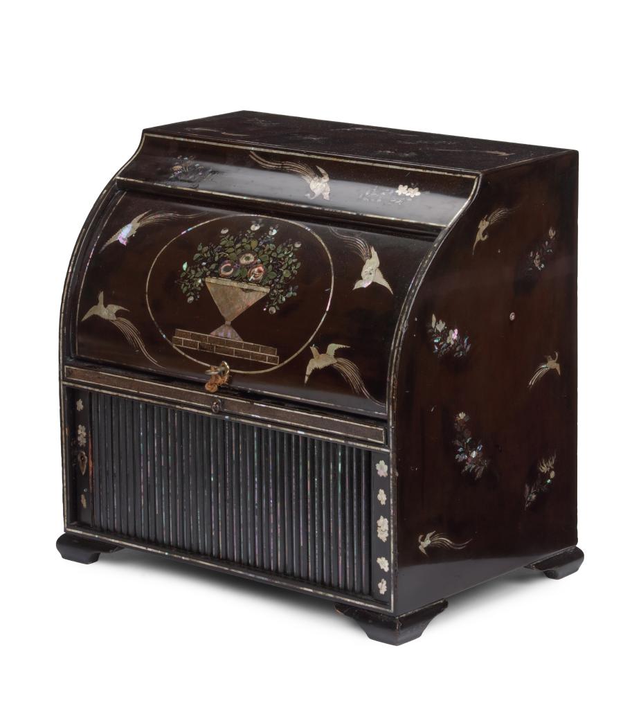 A miniature Japanese export lacquer bureau
