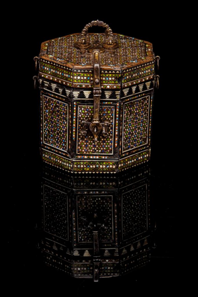 A Nasrid wood and bone-inlaid pyxis