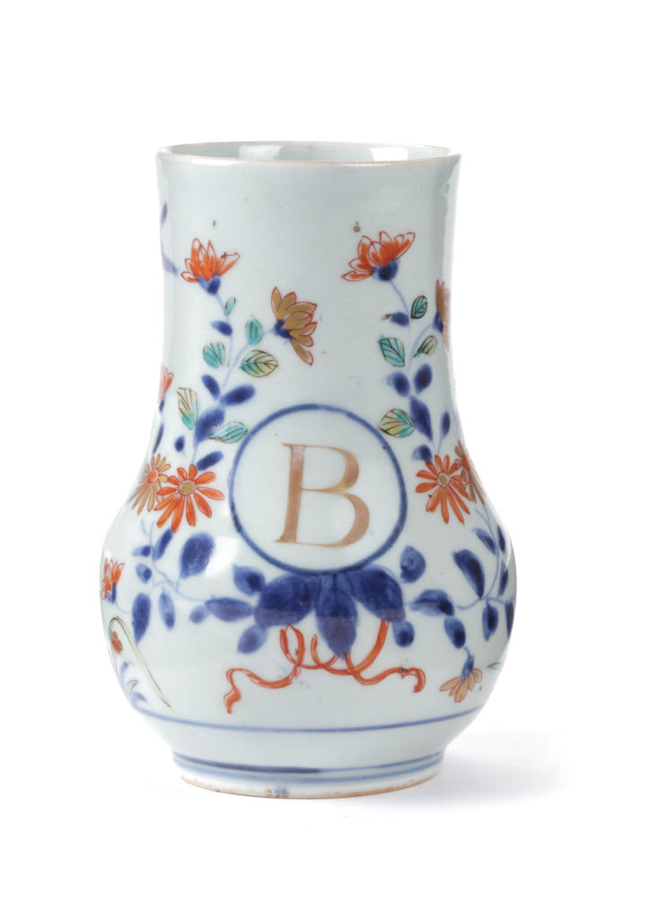 A Japanese Imari porcelain beer tankard