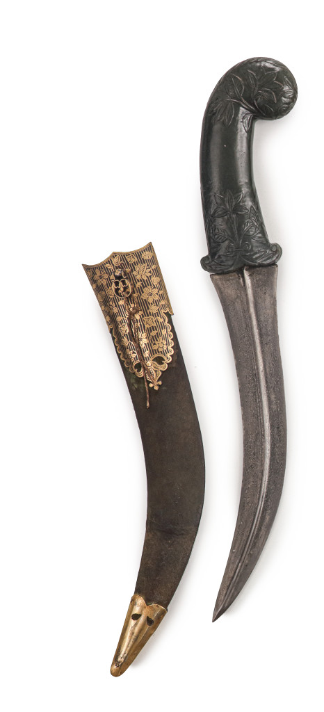 Indian Khanjar with a green jade handle with Damascus steel in the koftgari technique